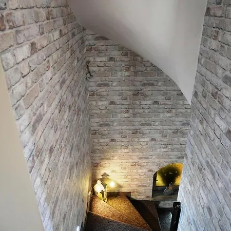 Homestay Blanca *